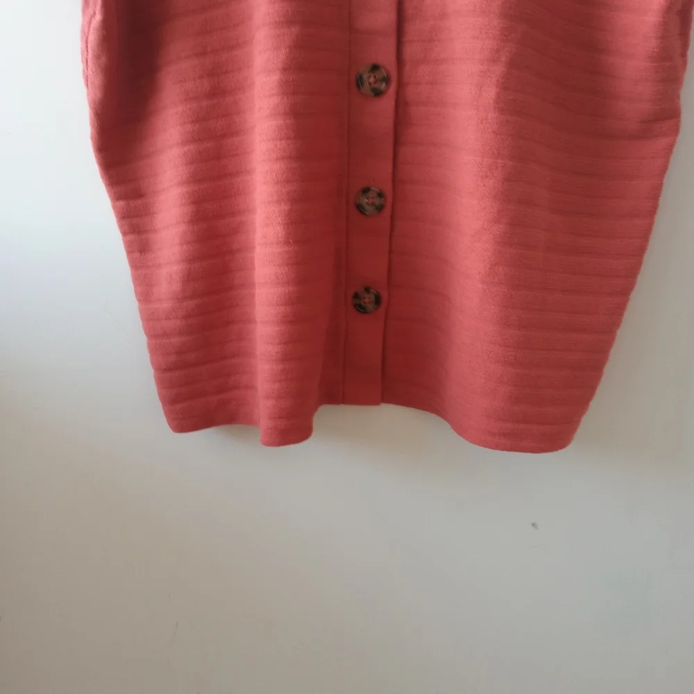 Torrid 00 (M-L) Red Terracotts Rib Button Midi Top